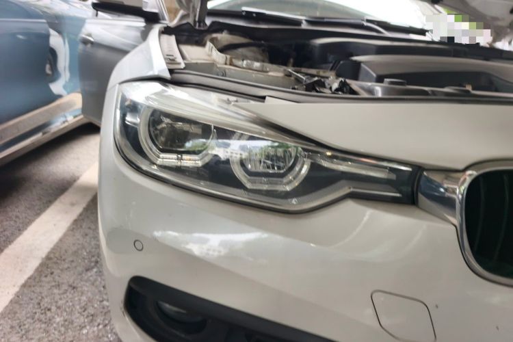 Used BMW 3 Series 2016 320i Fashion Model Right Front Headlight