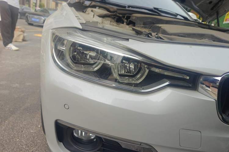Used BMW 3 Series 2016 320Li Fashion Model Right Front Headlight