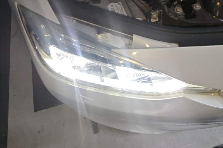 Used BMW 3 Series 2016 320i Fashion Model Right Front Headlight