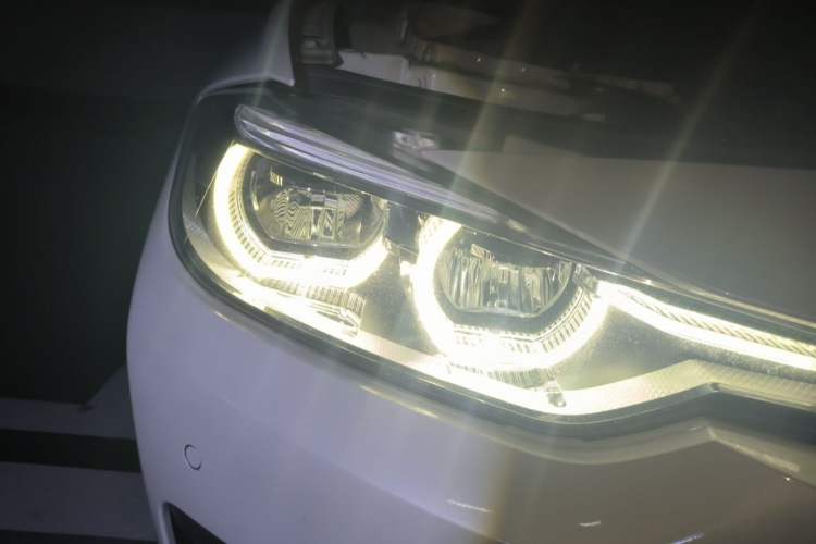 Used BMW 3 Series 2016 320Li Ambition Model Right Front Headlight