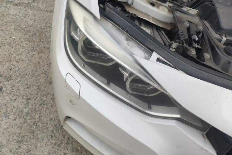 Used BMW 3 Series 2016 316i Fashion Model Right Front Headlight