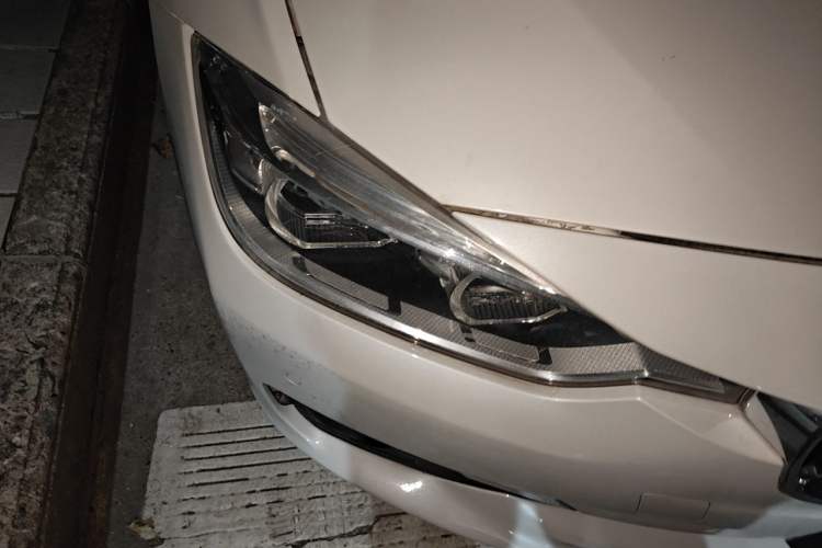 Used BMW 3 Series 2016 320Li Fashion Model Right Front Headlight