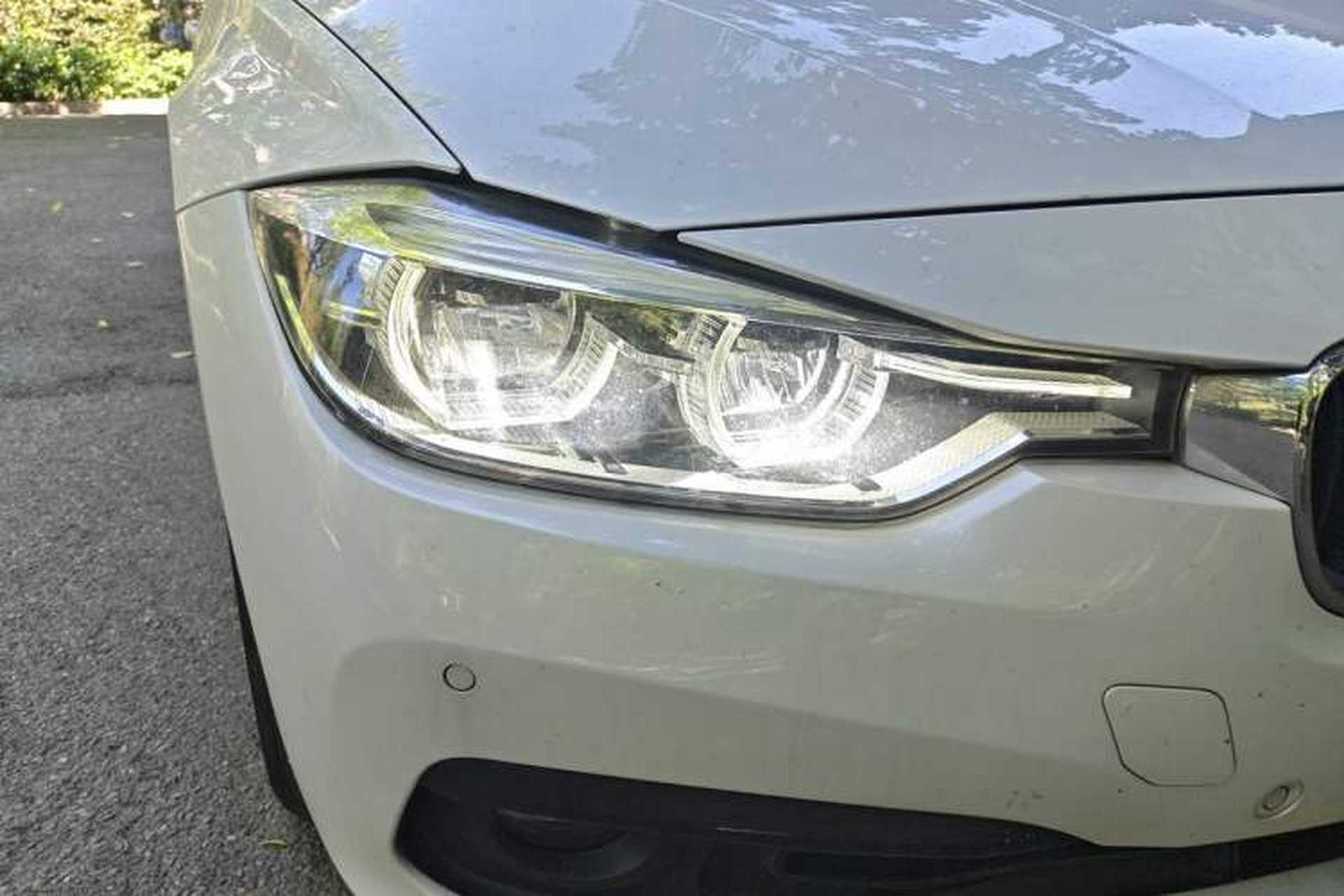 Used BMW 3 Series 2016 320i Fashion Model Right Front Headlight