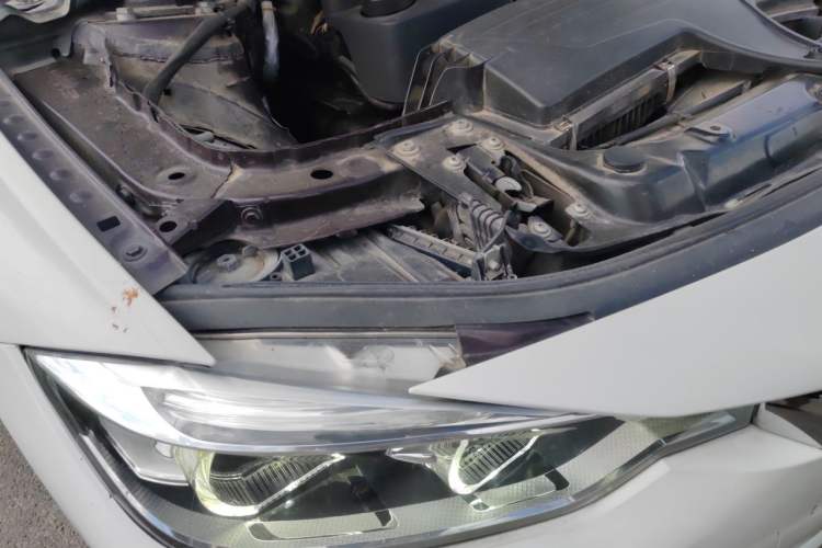 Used BMW 3 Series 2016 320Li Fashion Model Right Front Headlight