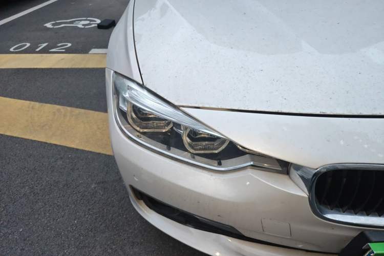 Used BMW 3 Series 2016 328Li Fashion Model Right Front Headlight