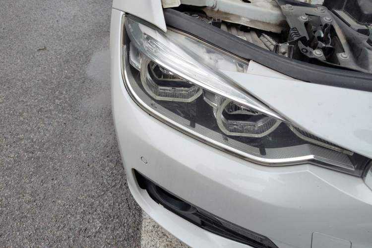 Used BMW 3 Series 2016 320Li Fashion Model Right Front Headlight
