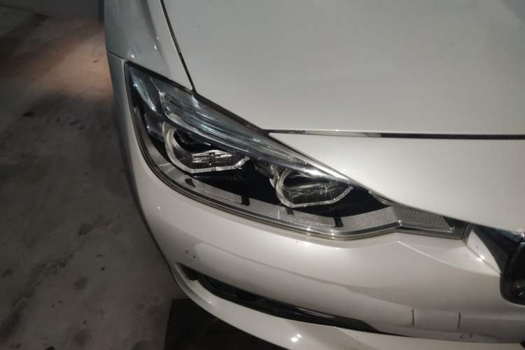Used BMW 3 Series 2016 320Li Ambition Model Right Front Headlight