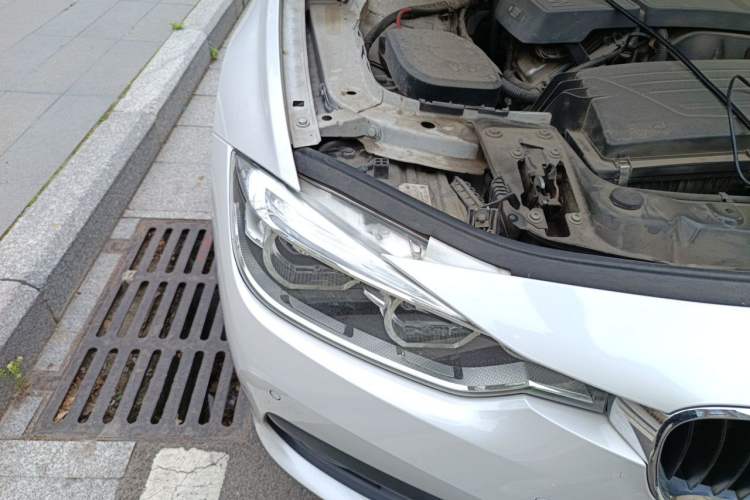 Used BMW 3 Series 2016 316i Fashion Model Right Front Headlight
