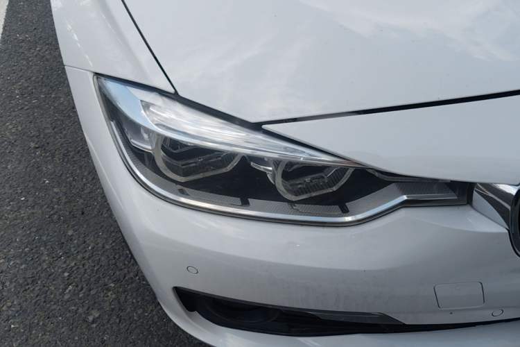 Used BMW 3 Series 2016 320Li Fashion Model Right Front Headlight