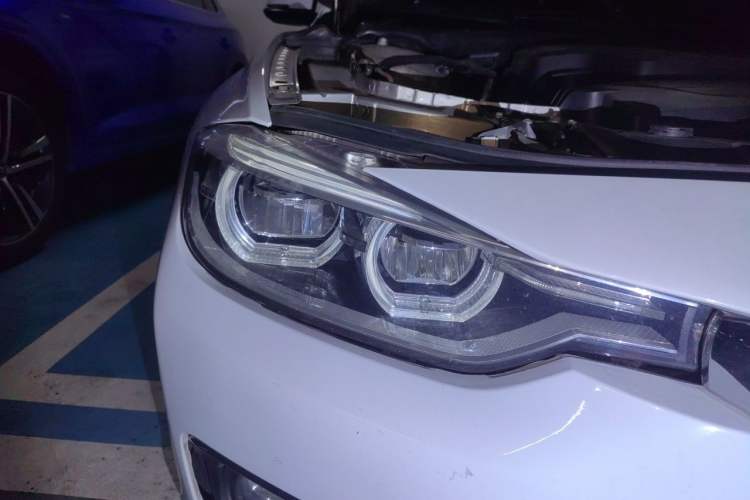 Used BMW 3 Series 2016 320Li Fashion Model Right Front Headlight