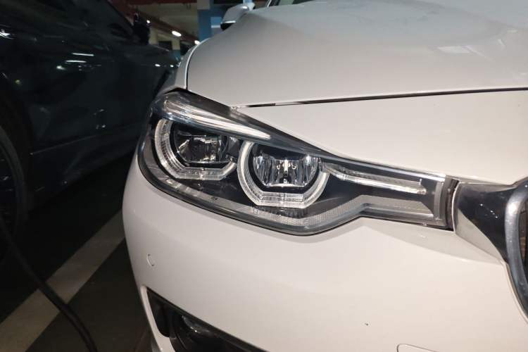 Used BMW 3 Series 2016 320Li Ambition Model Right Front Headlight