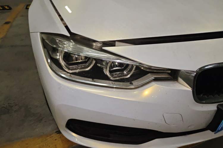 Used BMW 3 Series 2016 320i Fashion Model Right Front Headlight