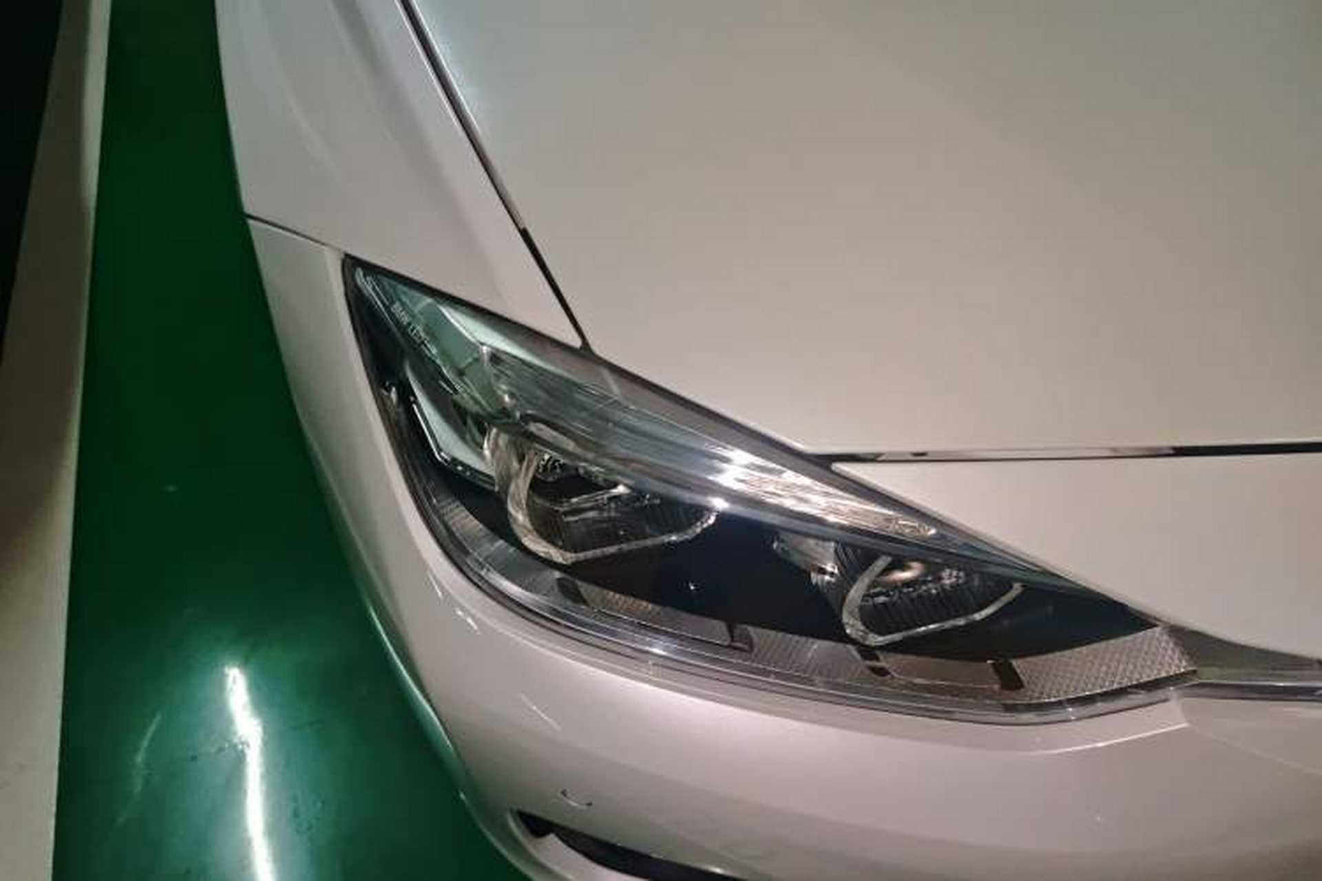 Used BMW 3 Series 2016 316Li Fashion Model Right Front Headlight