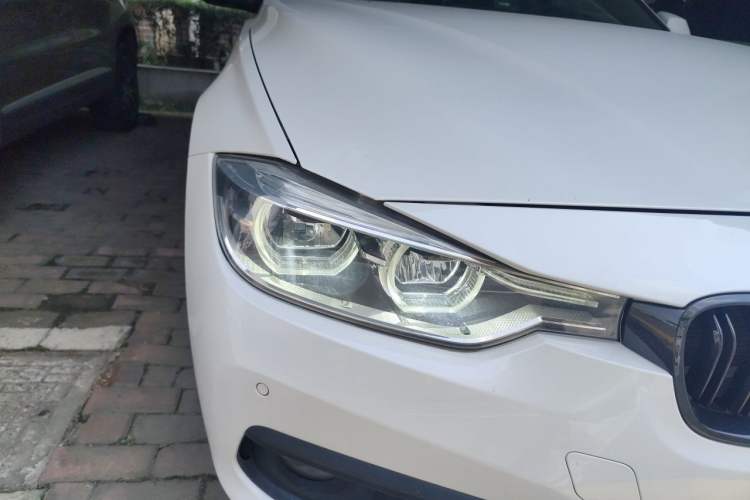 Used BMW 3 Series 2016 316i Fashion Model Right Front Headlight