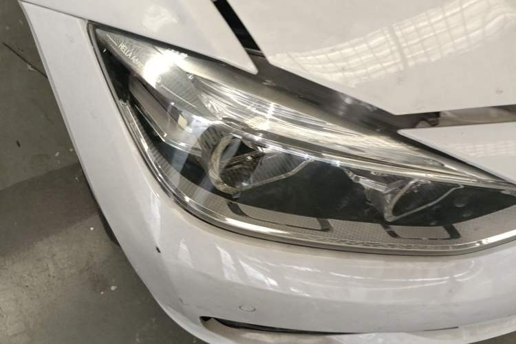 Used BMW 3 Series 2016 320Li Fashion Model Right Front Headlight