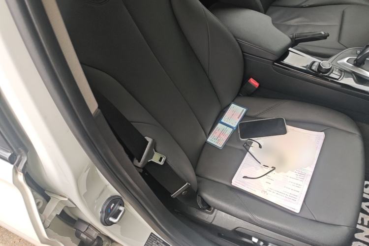 Used BMW 3 Series 2016 320Li Ambition Model Right Front Seat