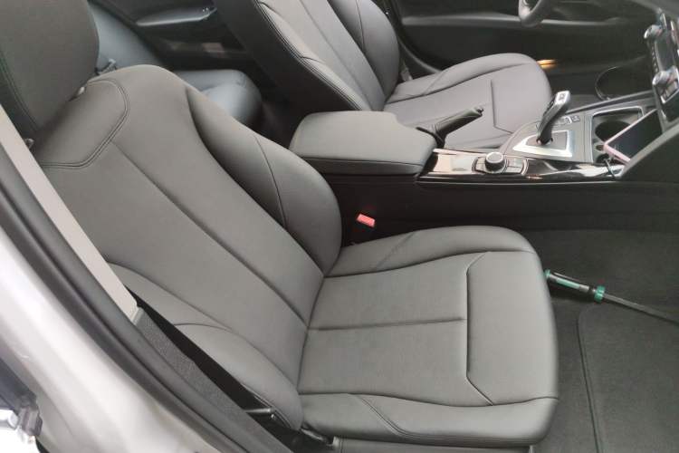 Used BMW 3 Series 2016 320Li Ambition Model Right Front Seat