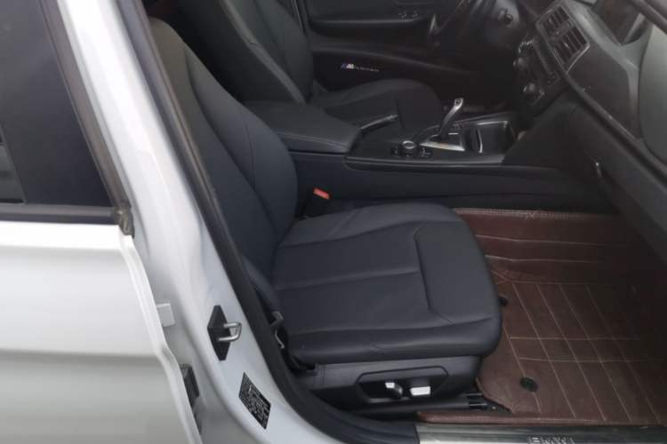 Used BMW 3 Series 2016 316i Fashion Model Right Front Seat