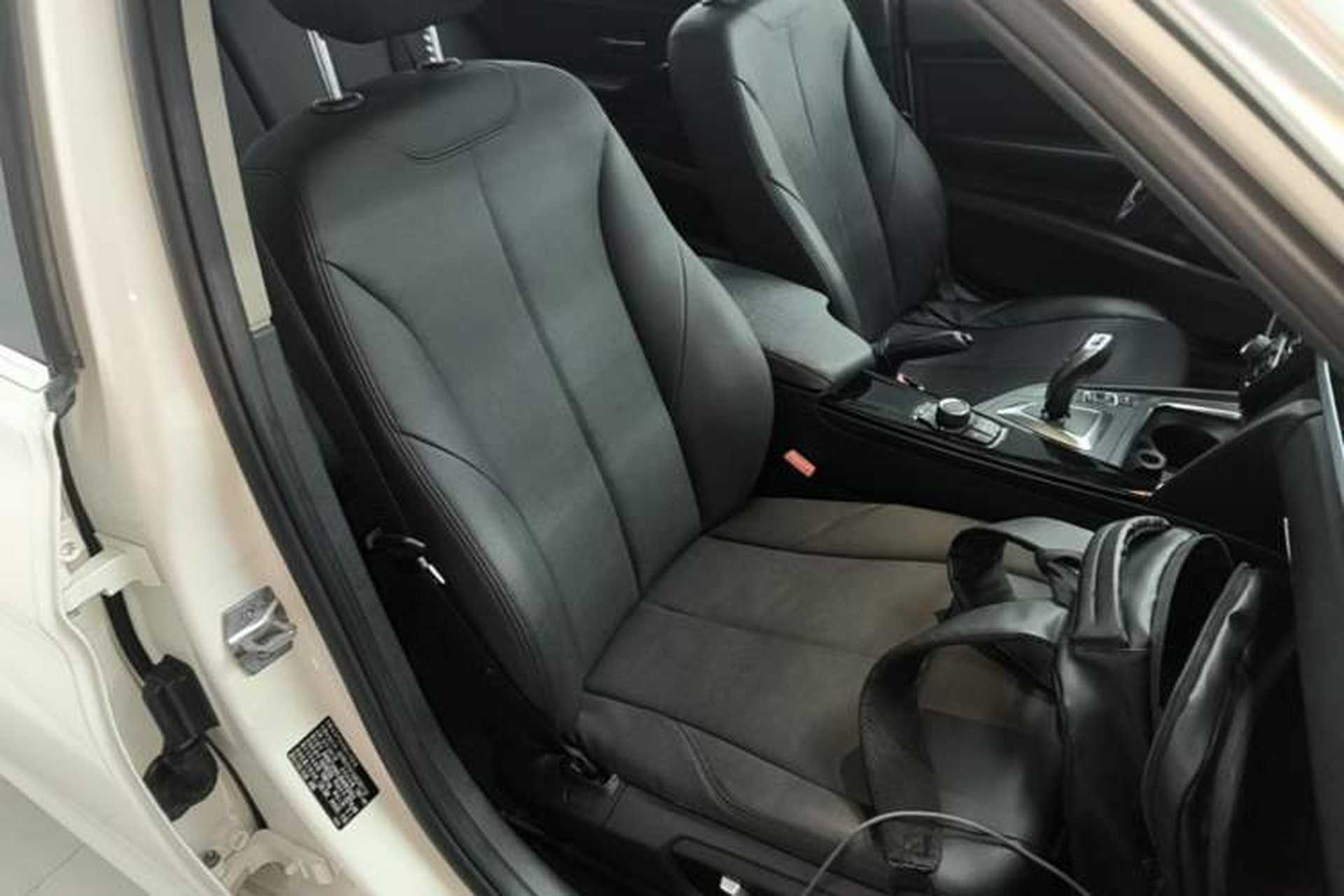 Used BMW 3 Series 2016 320Li Ambition Model Right Front Seat