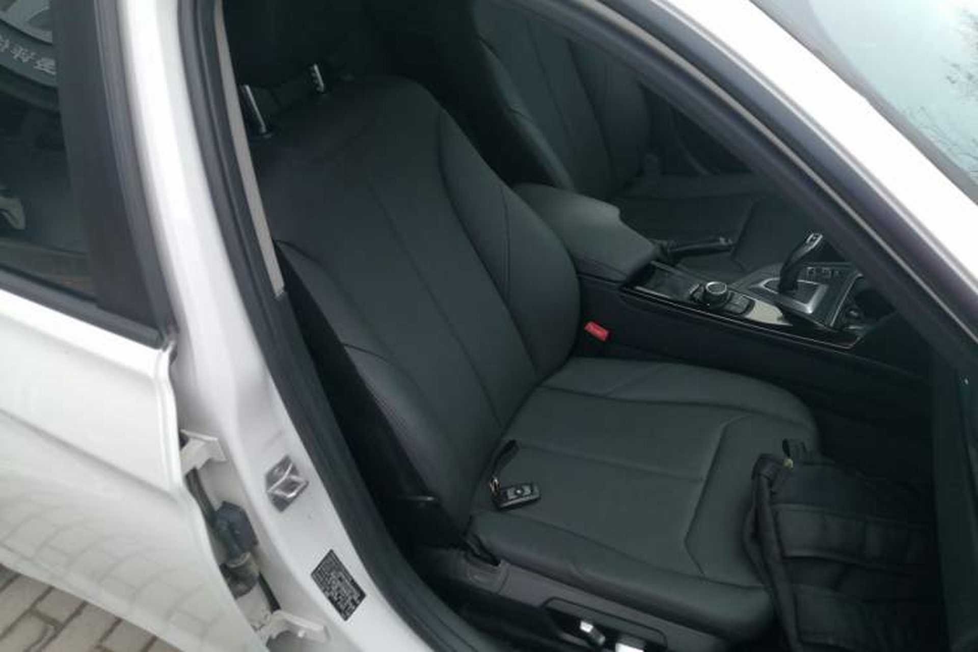 Used BMW 3 Series 2016 316i Fashion Model Right Front Seat