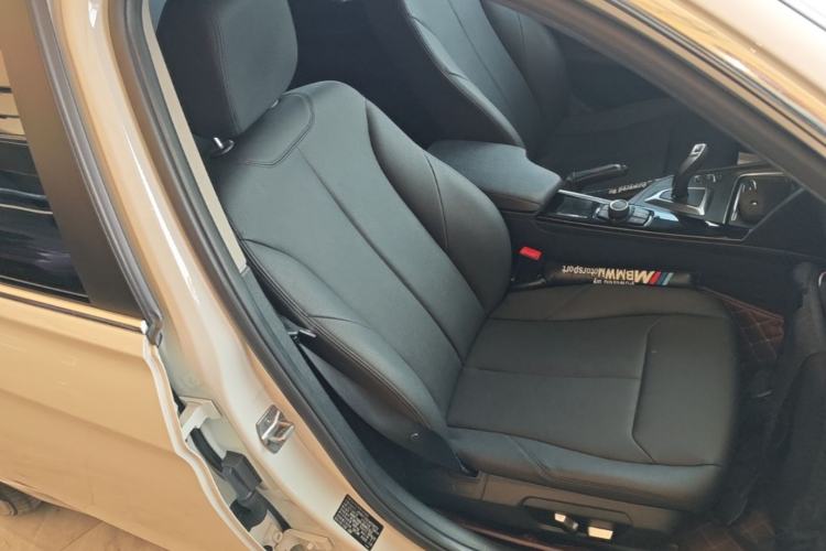 Used BMW 3 Series 2016 316Li Fashion Model Right Front Seat