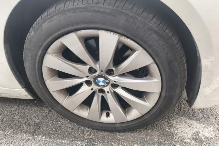 Used BMW 3 Series 2016 328Li Fashion Model Right Front Wheel Hub