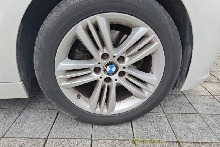 Used BMW 3 Series 2016 320Li Ambition Model Right Front Wheel Hub