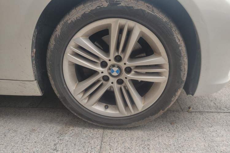 Used BMW 3 Series 2016 320Li Ambition Model Right Front Wheel Hub