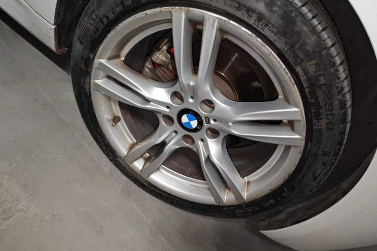 Used BMW 3 Series 2016 328i M Sport Right Front Wheel Hub