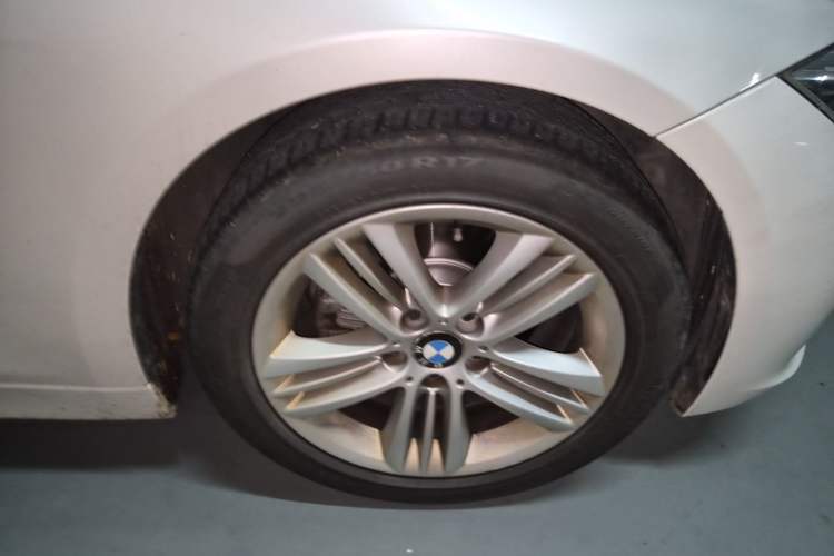 Used BMW 3 Series 2016 320i Fashion Model Right Front Wheel Hub