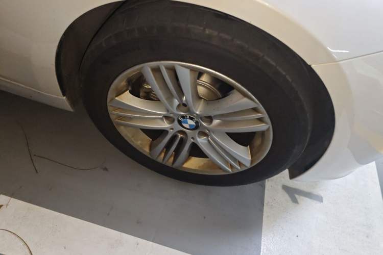 Used BMW 3 Series 2016 320i Fashion Model Right Front Wheel Hub