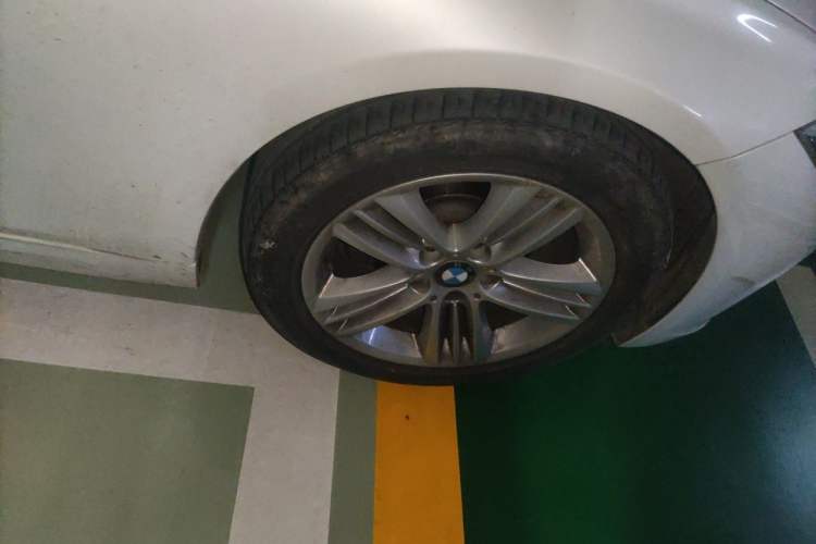Used BMW 3 Series 2016 320Li Ambition Model Right Front Wheel Hub