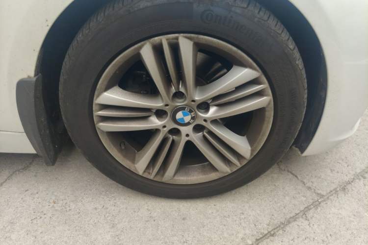 Used BMW 3 Series 2016 320Li Ambition Model Right Front Wheel Hub