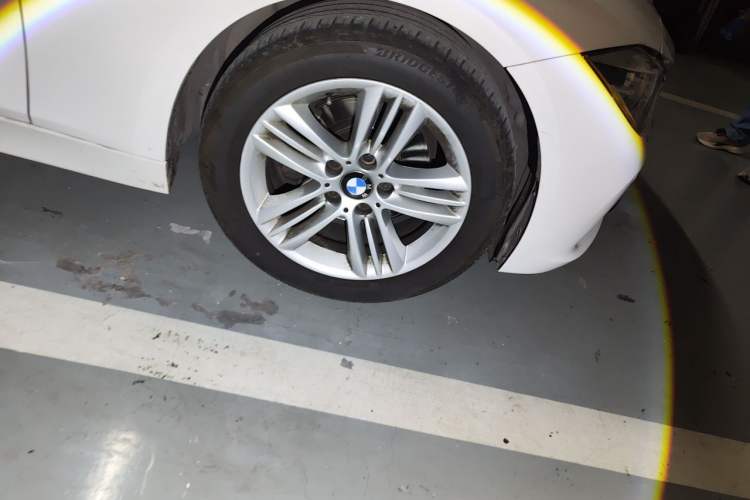 Used BMW 3 Series 2016 320i Fashion Model Right Front Wheel Hub