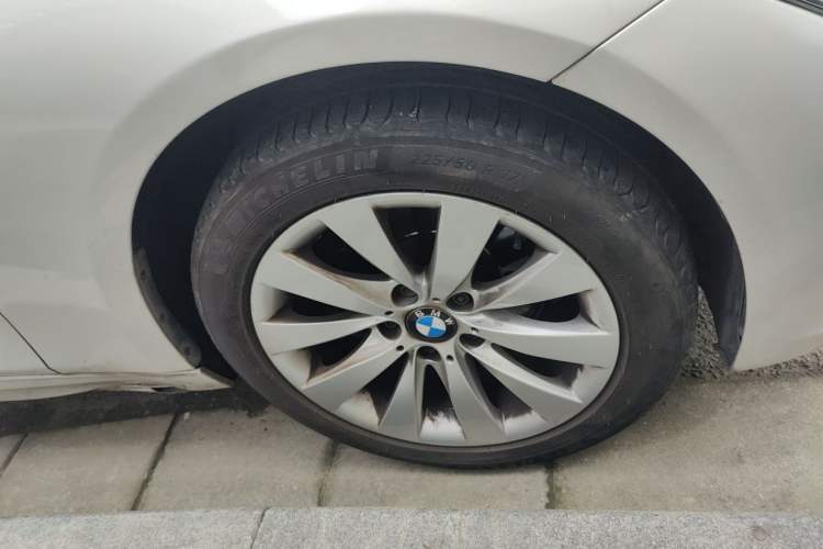Used BMW 3 Series 2016 328Li Fashion Model Right Front Wheel Hub