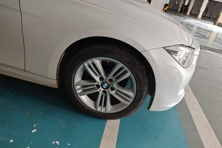 Used BMW 3 Series 2016 320Li Ambition Model Right Front Wheel Hub