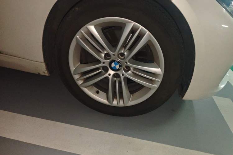 Used BMW 3 Series 2016 320Li Ambition Model Right Front Wheel Hub