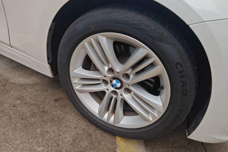Used BMW 3 Series 2016 320Li Ambition Model Right Front Wheel Hub