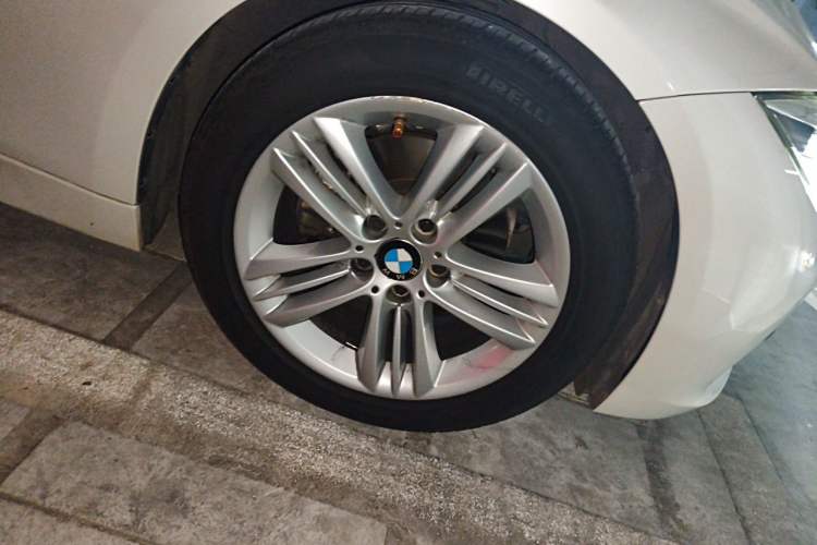 Used BMW 3 Series 2016 320i Fashion Model Right Front Wheel Hub