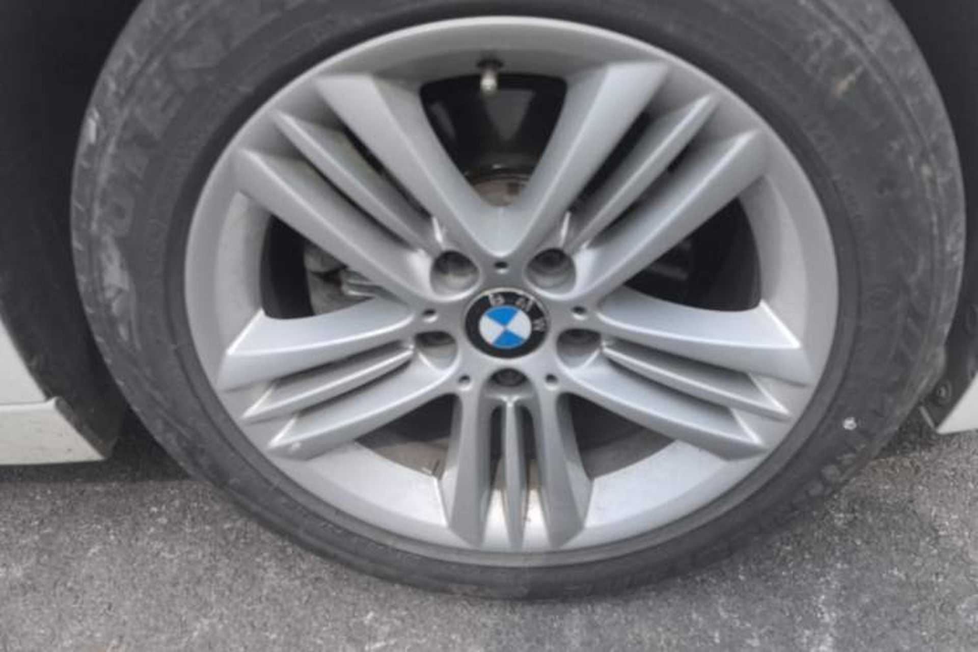 Used BMW 3 Series 2016 320i Fashion Model Right Front Wheel Hub