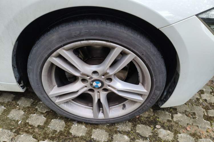 Used BMW 3 Series 2016 328i M Sport Right Front Wheel Hub