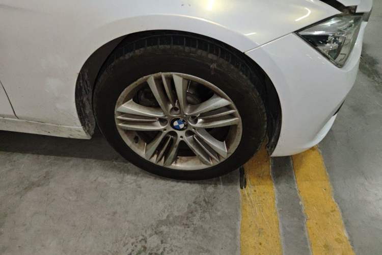 Used BMW 3 Series 2016 320i Fashion Model Right Front Wheel Hub