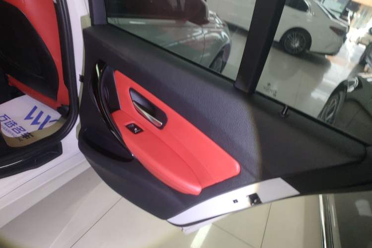 Used BMW 3 Series 2016 316i Fashion Model Right Rear Door Interior