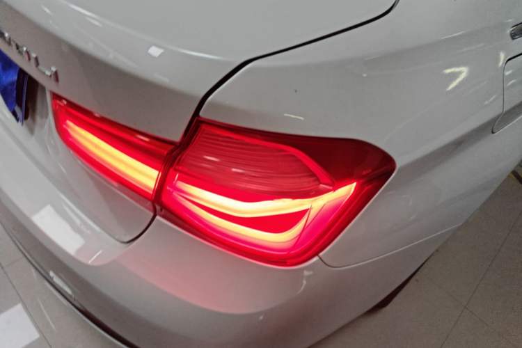Used BMW 3 Series 2016 320Li Ambition Model Right Rear Taillight