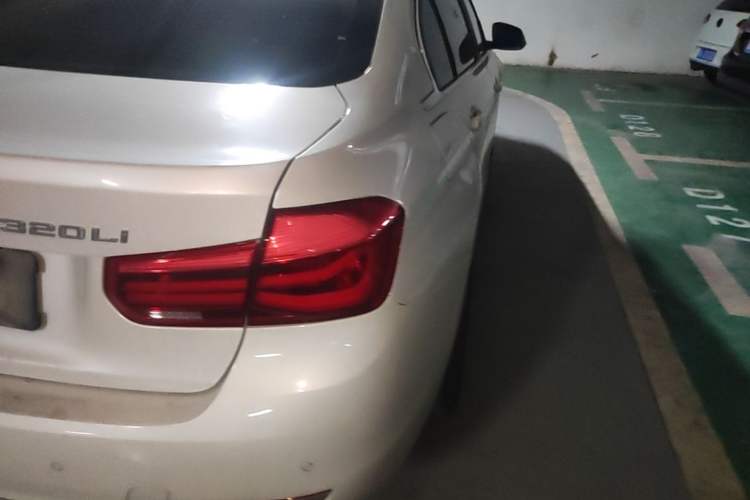 Used BMW 3 Series 2016 320Li Fashion Model Right Rear Taillight