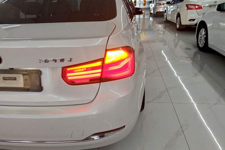 Used BMW 3 Series 2016 320Li Ambition Model Right Rear Taillight