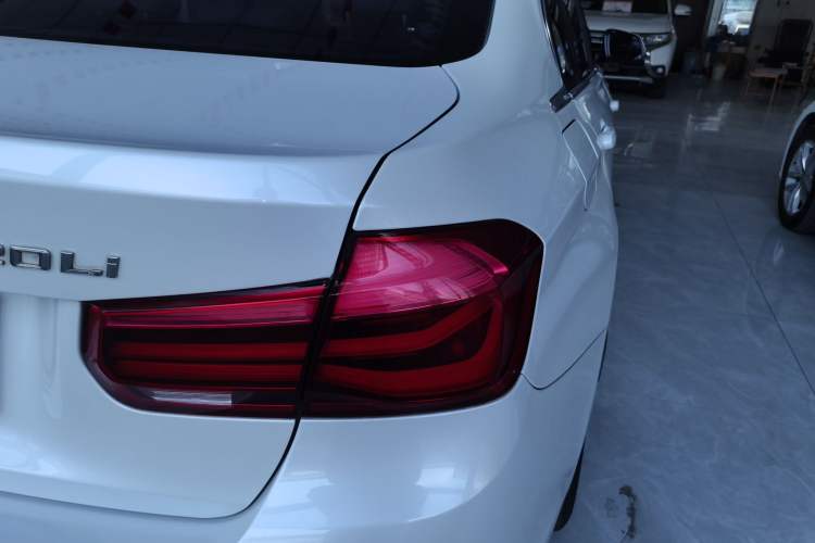 Used BMW 3 Series 2016 320Li Ambition Model Right Rear Taillight