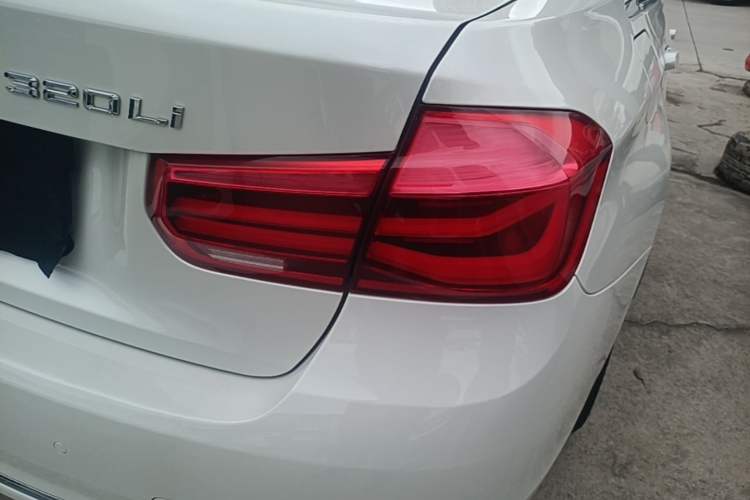 Used BMW 3 Series 2016 320Li Ambition Model Right Rear Taillight