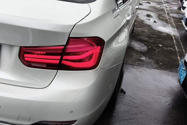 Used BMW 3 Series 2016 316Li Fashion Model Right Rear Taillight