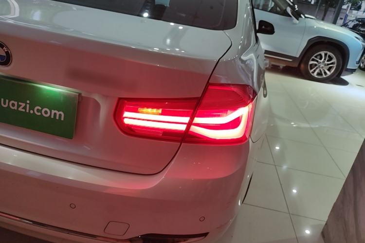 Used BMW 3 Series 2016 320Li Ambition Model Right Rear Taillight